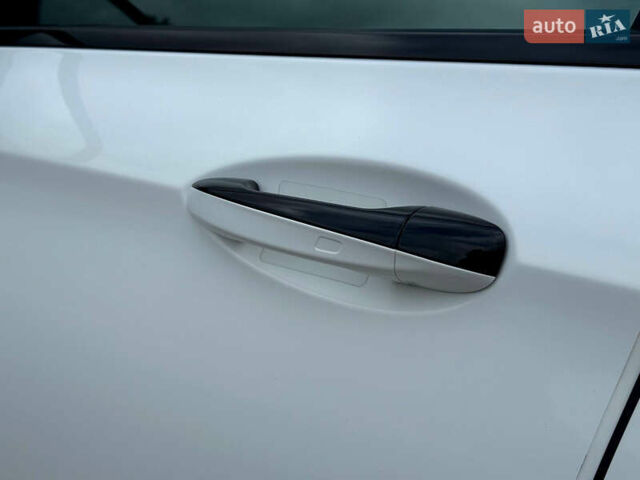 Белый Мерседес Е-Класс, объемом двигателя 1.99 л и пробегом 64 тыс. км за 44999 $, фото 55 на Automoto.ua