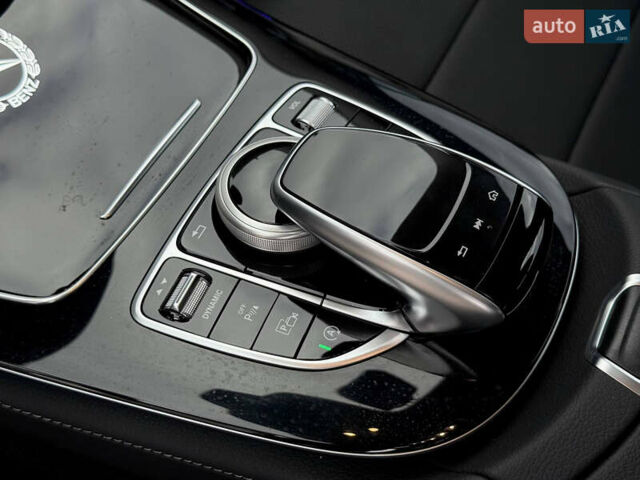 Белый Мерседес Е-Класс, объемом двигателя 1.99 л и пробегом 64 тыс. км за 45500 $, фото 107 на Automoto.ua