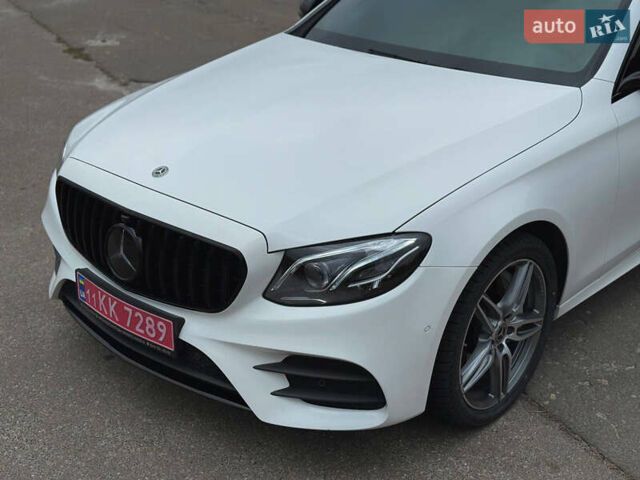 Белый Мерседес Е-Класс, объемом двигателя 1.99 л и пробегом 64 тыс. км за 44999 $, фото 29 на Automoto.ua