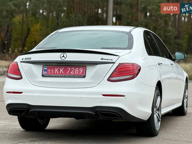 Белый Мерседес Е-Класс, объемом двигателя 1.99 л и пробегом 64 тыс. км за 45500 $, фото 41 на Automoto.ua