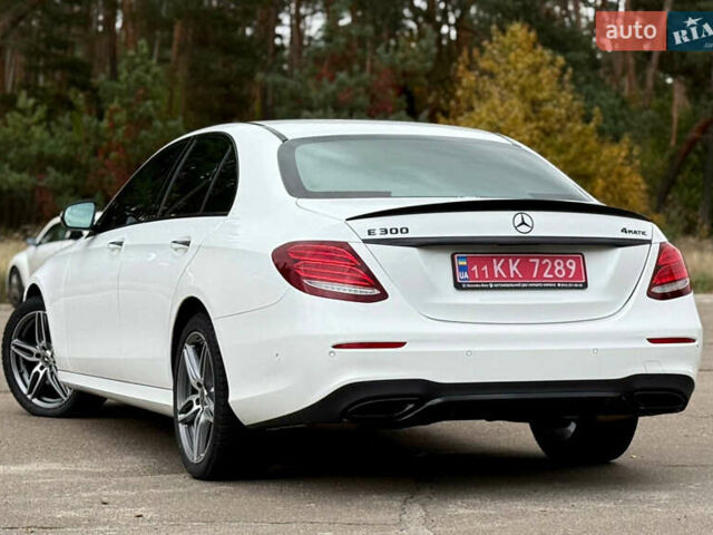 Белый Мерседес Е-Класс, объемом двигателя 1.99 л и пробегом 64 тыс. км за 44999 $, фото 49 на Automoto.ua