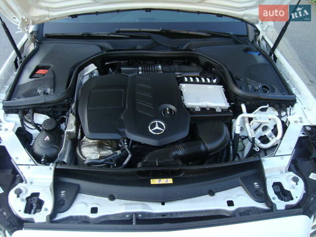 Белый Мерседес Е-Класс, объемом двигателя 2 л и пробегом 120 тыс. км за 33400 $, фото 36 на Automoto.ua