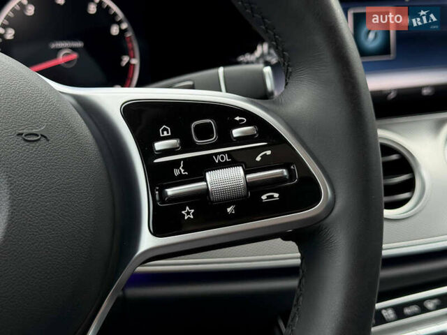 Белый Мерседес Е-Класс, объемом двигателя 1.99 л и пробегом 64 тыс. км за 44999 $, фото 91 на Automoto.ua