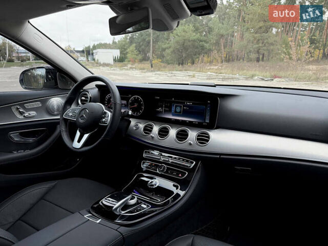 Белый Мерседес Е-Класс, объемом двигателя 1.99 л и пробегом 64 тыс. км за 45500 $, фото 85 на Automoto.ua