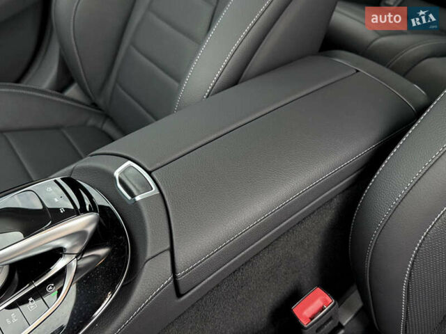 Белый Мерседес Е-Класс, объемом двигателя 1.99 л и пробегом 64 тыс. км за 45500 $, фото 106 на Automoto.ua