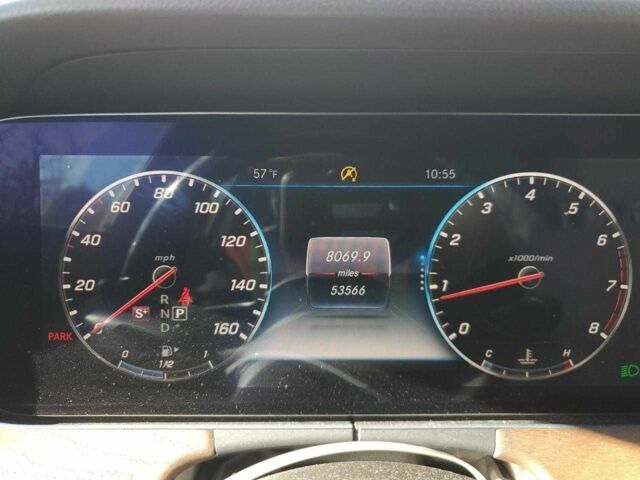 Белый Мерседес Е-Класс, объемом двигателя 2 л и пробегом 53 тыс. км за 9400 $, фото 8 на Automoto.ua