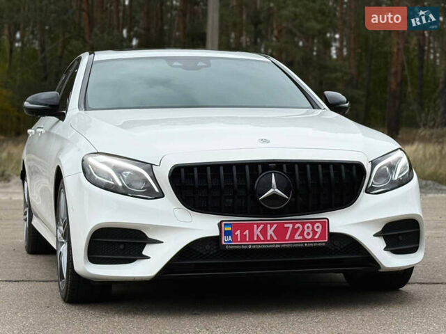 Белый Мерседес Е-Класс, объемом двигателя 1.99 л и пробегом 64 тыс. км за 45500 $, фото 23 на Automoto.ua