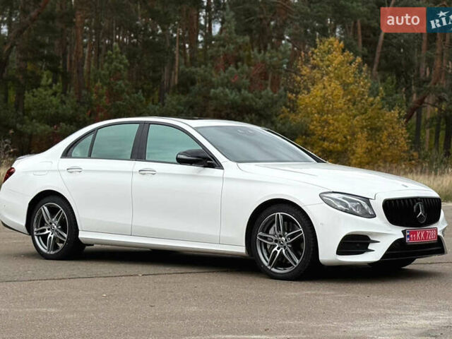 Белый Мерседес Е-Класс, объемом двигателя 1.99 л и пробегом 64 тыс. км за 45500 $, фото 20 на Automoto.ua