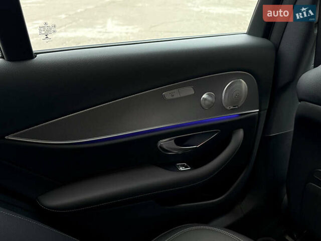 Белый Мерседес Е-Класс, объемом двигателя 1.99 л и пробегом 64 тыс. км за 45500 $, фото 86 на Automoto.ua