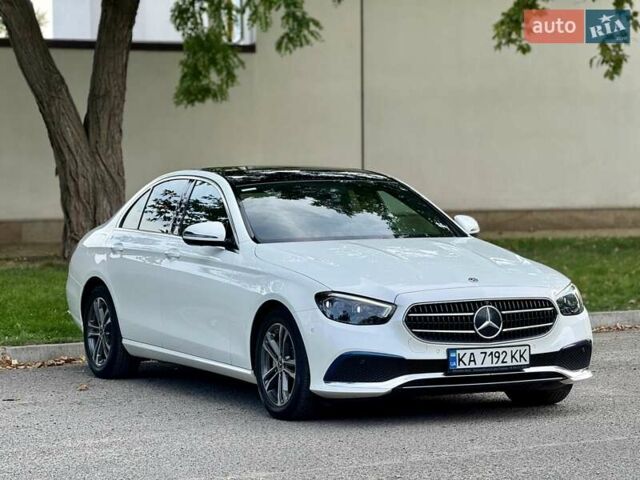 Білий Мерседес Е-Клас, об'ємом двигуна 1.95 л та пробігом 83 тис. км за 51999 $, фото 3 на Automoto.ua