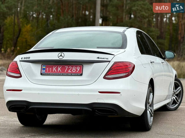 Белый Мерседес Е-Класс, объемом двигателя 1.99 л и пробегом 64 тыс. км за 44999 $, фото 38 на Automoto.ua