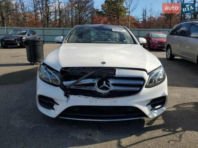 Белый Мерседес Е-Класс, объемом двигателя 1.99 л и пробегом 85 тыс. км за 24500 $, фото 5 на Automoto.ua