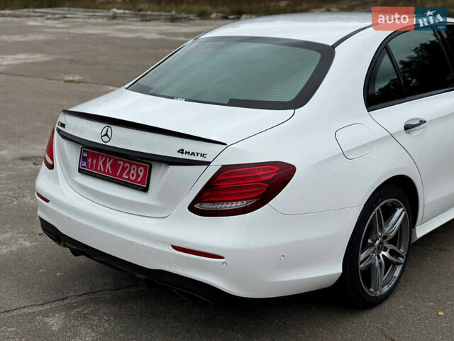 Белый Мерседес Е-Класс, объемом двигателя 1.99 л и пробегом 64 тыс. км за 45500 $, фото 46 на Automoto.ua