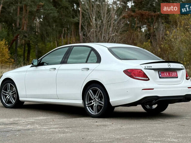 Белый Мерседес Е-Класс, объемом двигателя 1.99 л и пробегом 64 тыс. км за 44999 $, фото 54 на Automoto.ua