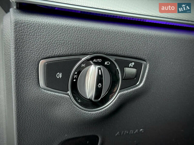 Белый Мерседес Е-Класс, объемом двигателя 1.99 л и пробегом 64 тыс. км за 44999 $, фото 87 на Automoto.ua