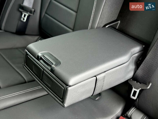 Белый Мерседес Е-Класс, объемом двигателя 1.99 л и пробегом 64 тыс. км за 44999 $, фото 77 на Automoto.ua