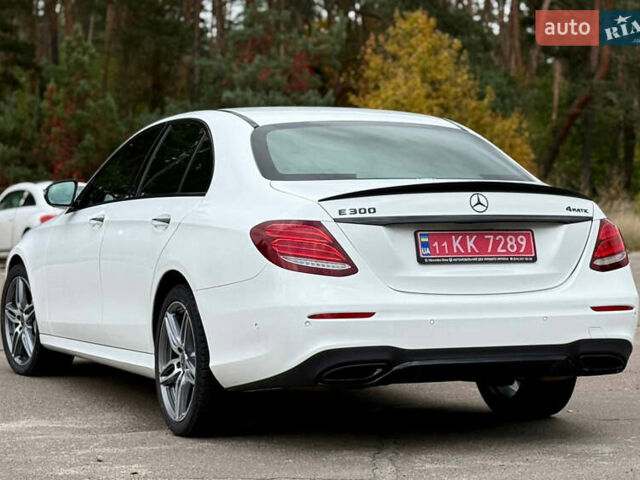 Белый Мерседес Е-Класс, объемом двигателя 1.99 л и пробегом 64 тыс. км за 45500 $, фото 52 на Automoto.ua