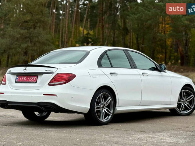 Белый Мерседес Е-Класс, объемом двигателя 1.99 л и пробегом 64 тыс. км за 44999 $, фото 36 на Automoto.ua