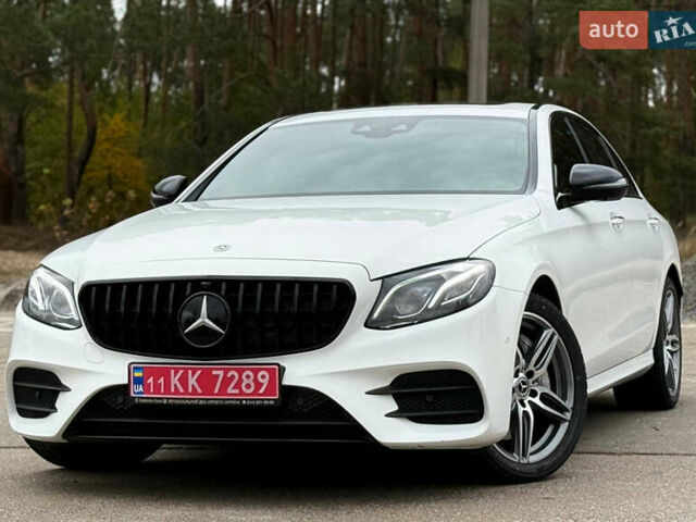 Белый Мерседес Е-Класс, объемом двигателя 1.99 л и пробегом 64 тыс. км за 45500 $, фото 7 на Automoto.ua