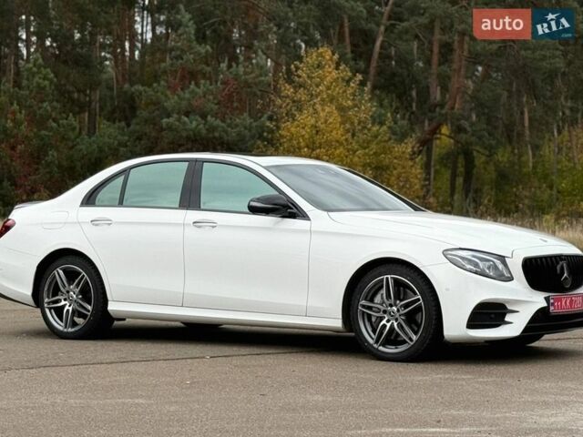 Белый Мерседес Е-Класс, объемом двигателя 1.99 л и пробегом 65 тыс. км за 39900 $, фото 18 на Automoto.ua