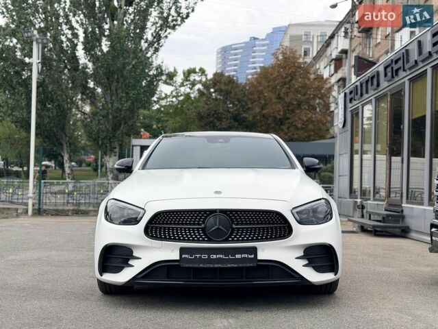 Білий Мерседес Е-Клас, об'ємом двигуна 1.95 л та пробігом 67 тис. км за 49500 $, фото 9 на Automoto.ua