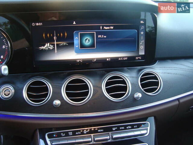 Белый Мерседес Е-Класс, объемом двигателя 2 л и пробегом 120 тыс. км за 33400 $, фото 28 на Automoto.ua