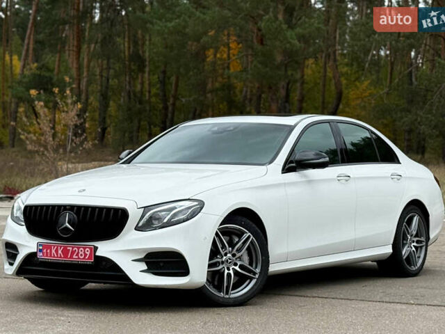 Белый Мерседес Е-Класс, объемом двигателя 1.99 л и пробегом 64 тыс. км за 45500 $, фото 1 на Automoto.ua