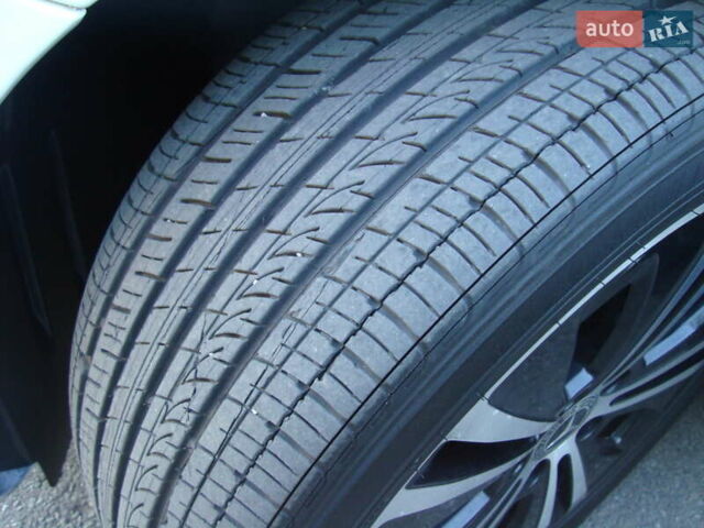 Белый Мерседес Е-Класс, объемом двигателя 2 л и пробегом 120 тыс. км за 33400 $, фото 32 на Automoto.ua