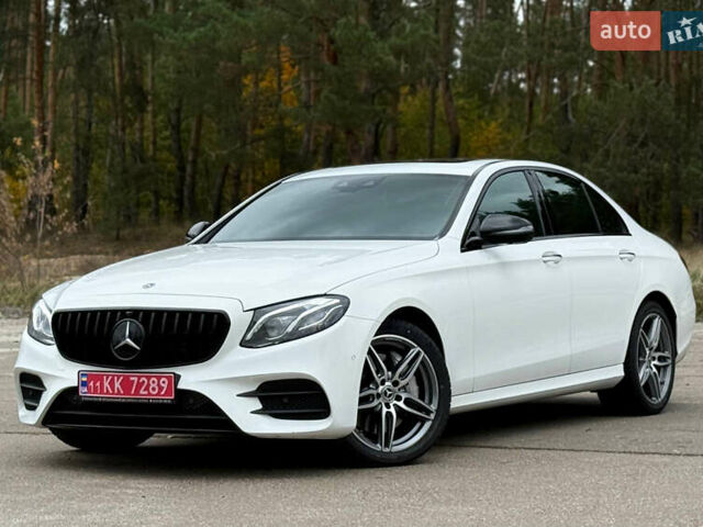 Белый Мерседес Е-Класс, объемом двигателя 1.99 л и пробегом 64 тыс. км за 45500 $, фото 2 на Automoto.ua