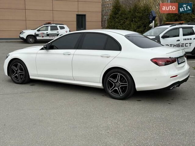 Білий Мерседес Е-Клас, об'ємом двигуна 1.95 л та пробігом 62 тис. км за 57999 $, фото 5 на Automoto.ua