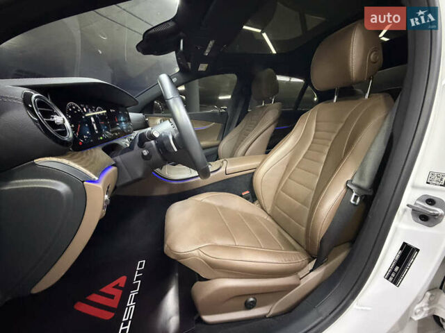 Белый Мерседес Е-Класс, объемом двигателя 1.99 л и пробегом 23 тыс. км за 55000 $, фото 18 на Automoto.ua