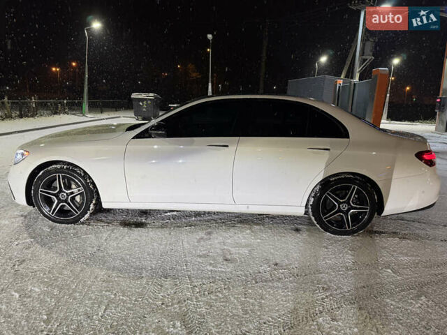 Белый Мерседес Е-Класс, объемом двигателя 1.99 л и пробегом 62 тыс. км за 48000 $, фото 1 на Automoto.ua