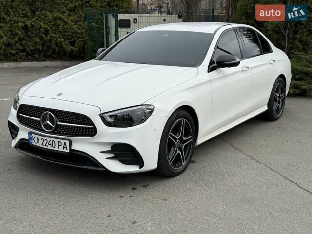Білий Мерседес Е-Клас, об'ємом двигуна 1.95 л та пробігом 62 тис. км за 57999 $, фото 2 на Automoto.ua