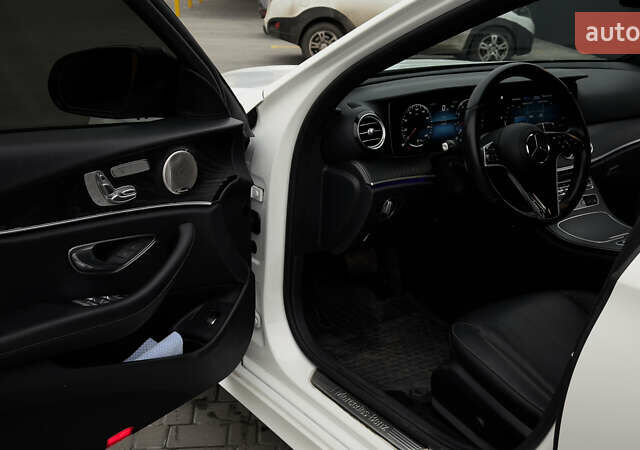 Белый Мерседес Е-Класс, объемом двигателя 1.99 л и пробегом 62 тыс. км за 48000 $, фото 25 на Automoto.ua