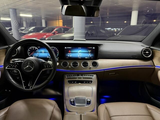 Белый Мерседес Е-Класс, объемом двигателя 2 л и пробегом 23 тыс. км за 55000 $, фото 19 на Automoto.ua