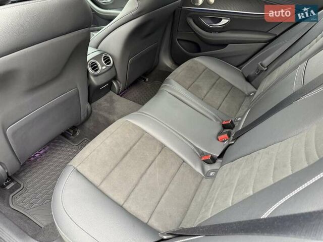 Білий Мерседес Е-Клас, об'ємом двигуна 1.95 л та пробігом 62 тис. км за 57999 $, фото 17 на Automoto.ua