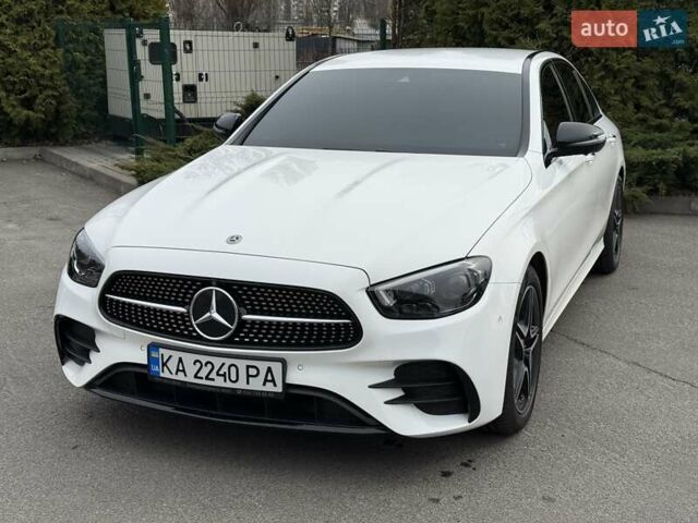 Білий Мерседес Е-Клас, об'ємом двигуна 1.95 л та пробігом 62 тис. км за 57999 $, фото 1 на Automoto.ua