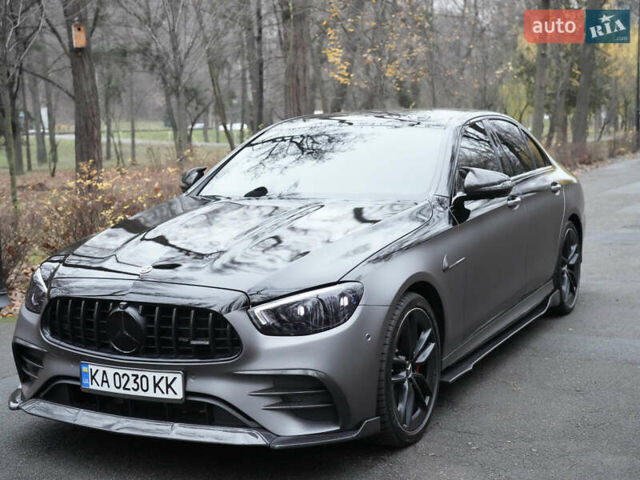 Белый Мерседес Е-Класс, объемом двигателя 3 л и пробегом 46 тыс. км за 93333 $, фото 5 на Automoto.ua