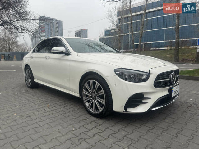 Белый Мерседес Е-Класс, объемом двигателя 3 л и пробегом 27 тыс. км за 59999 $, фото 7 на Automoto.ua