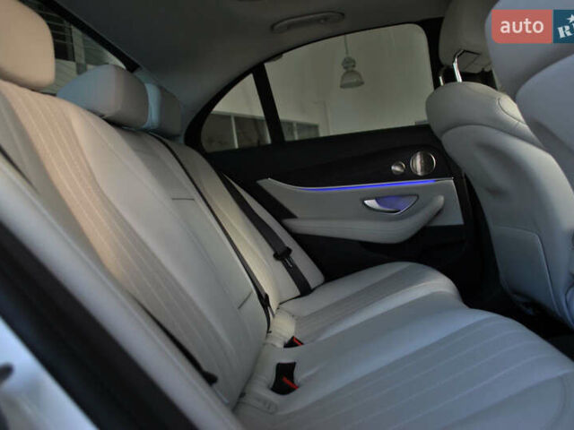 Мерседес Е-Класс 2022 в Ровно на Automoto.ua Белый Мерседес Е-Класс, объемом двигателя 1.99 л и пробегом 37 тыс. км за 47500 $, фото 41 на Automoto.ua