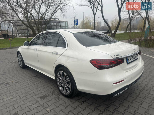 Белый Мерседес Е-Класс, объемом двигателя 3 л и пробегом 27 тыс. км за 59999 $, фото 14 на Automoto.ua