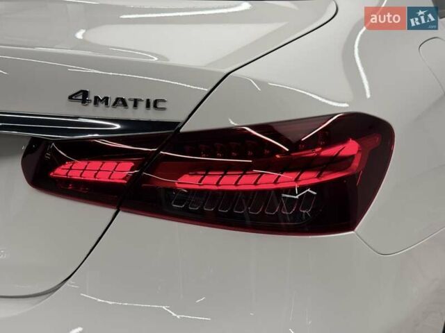 Белый Мерседес Е-Класс, объемом двигателя 1.95 л и пробегом 75 тыс. км за 52999 $, фото 9 на Automoto.ua