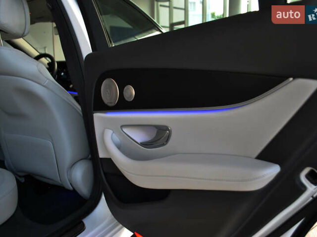 Мерседес Е-Класс 2022 в Ровно на Automoto.ua Белый Мерседес Е-Класс, объемом двигателя 1.99 л и пробегом 37 тыс. км за 47500 $, фото 42 на Automoto.ua