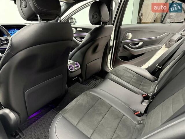 Белый Мерседес Е-Класс, объемом двигателя 1.95 л и пробегом 76 тыс. км за 49990 $, фото 27 на Automoto.ua