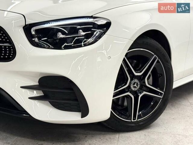 Белый Мерседес Е-Класс, объемом двигателя 1.95 л и пробегом 75 тыс. км за 52999 $, фото 21 на Automoto.ua