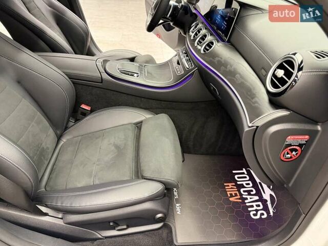 Белый Мерседес Е-Класс, объемом двигателя 1.95 л и пробегом 75 тыс. км за 52999 $, фото 45 на Automoto.ua