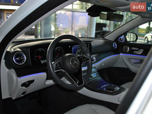 Мерседес Е-Класс 2022 в Ровно на Automoto.ua Белый Мерседес Е-Класс, объемом двигателя 1.99 л и пробегом 37 тыс. км за 47500 $, фото 23 на Automoto.ua