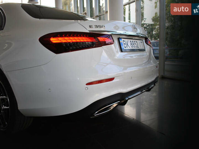 Мерседес Е-Класс 2022 в Ровно на Automoto.ua Белый Мерседес Е-Класс, объемом двигателя 1.99 л и пробегом 37 тыс. км за 47500 $, фото 16 на Automoto.ua