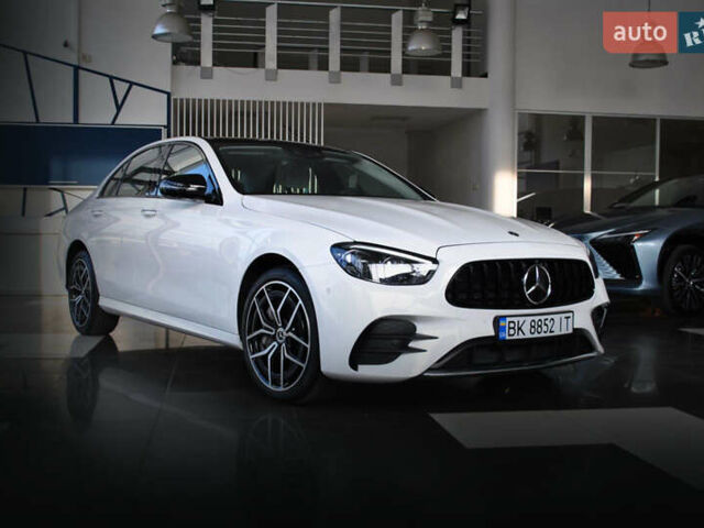 Мерседес Е-Класс 2022 в Ровно на Automoto.ua Белый Мерседес Е-Класс, объемом двигателя 1.99 л и пробегом 37 тыс. км за 47500 $, фото 1 на Automoto.ua