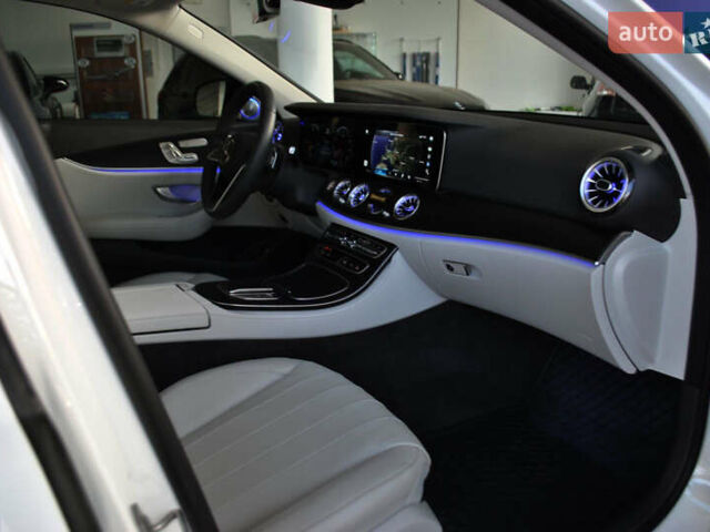 Мерседес Е-Класс 2022 в Ровно на Automoto.ua Белый Мерседес Е-Класс, объемом двигателя 1.99 л и пробегом 37 тыс. км за 47500 $, фото 43 на Automoto.ua